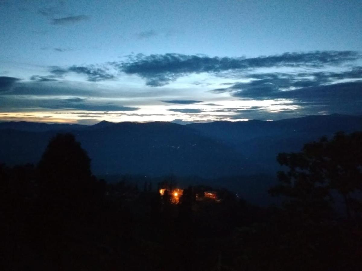 Swabhumi Homestay Kurseong 외부 사진