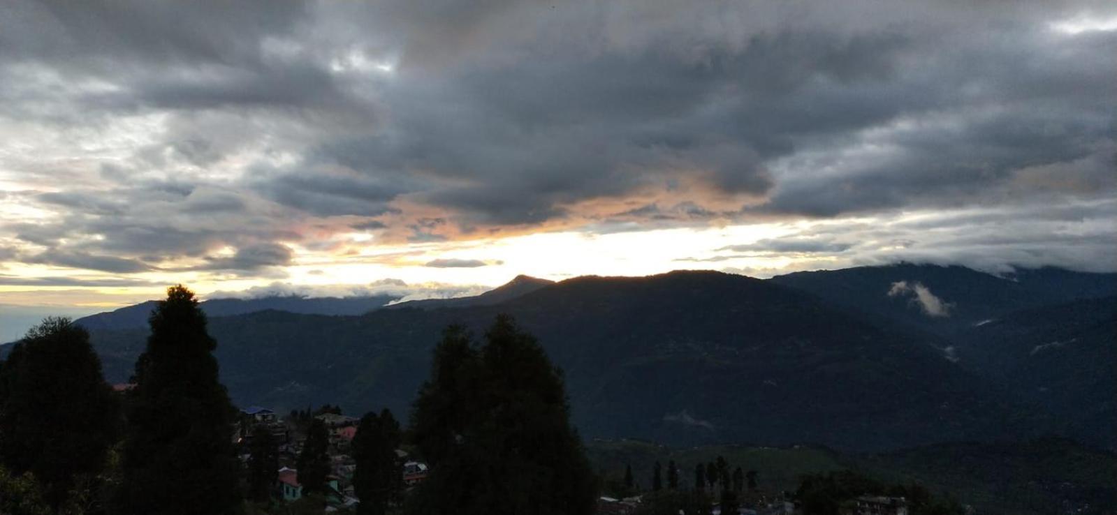 Swabhumi Homestay Kurseong 외부 사진
